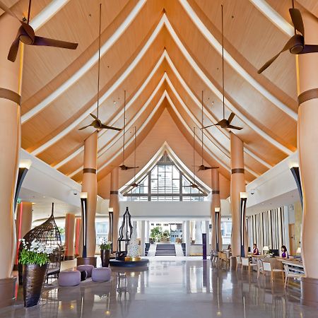 Grand Mercure Phuket Patong Екстериор снимка Lobby