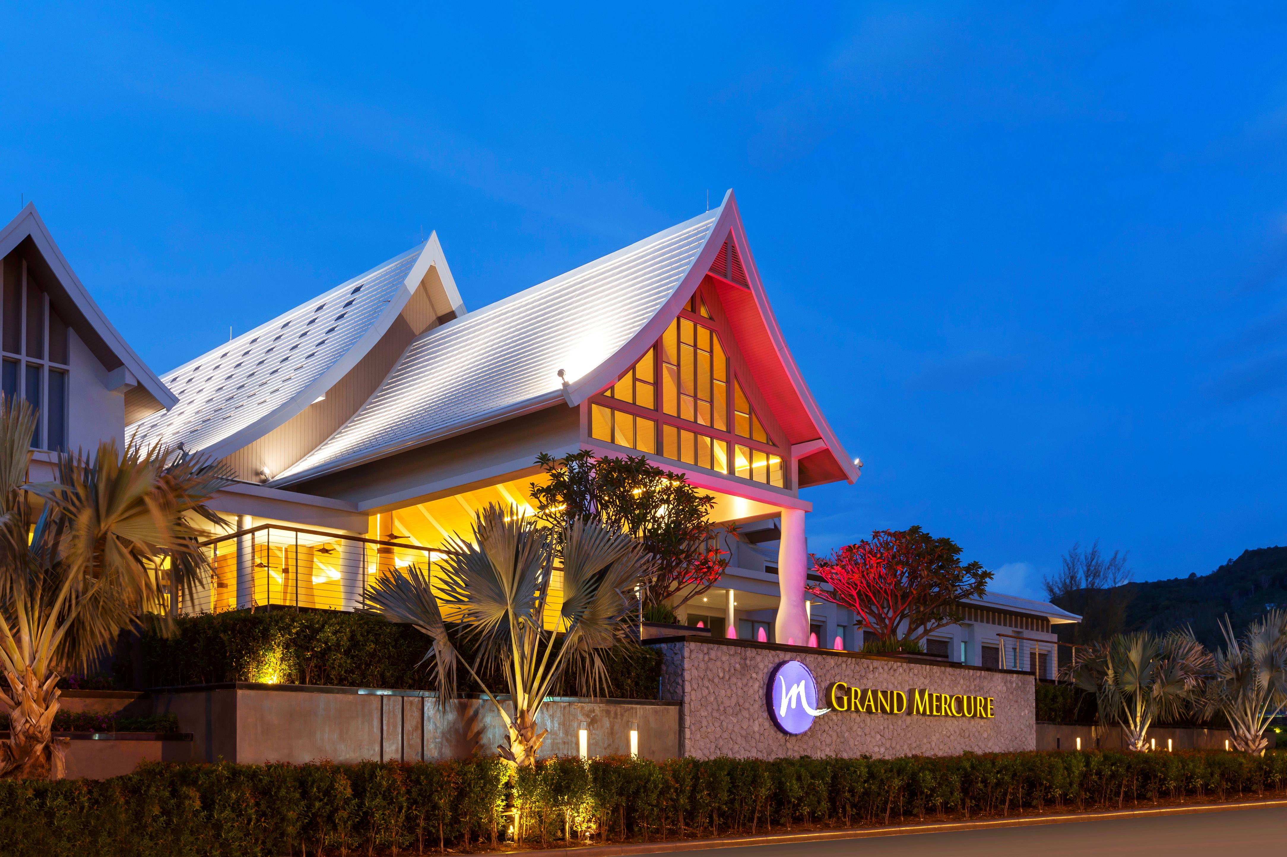 Grand Mercure Phuket Patong Екстериор снимка Grand Mercure Phuket Resort