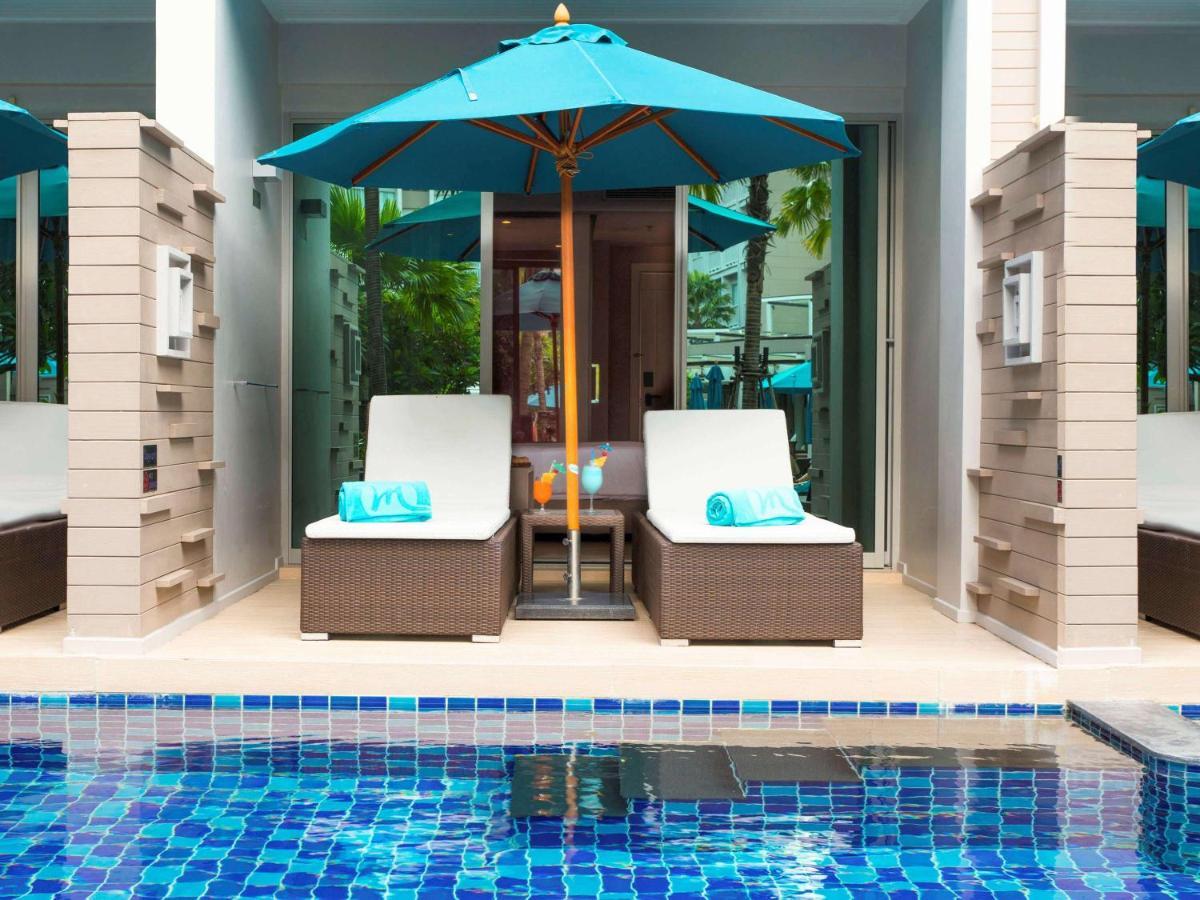 Grand Mercure Phuket Patong Екстериор снимка A pool villa at Centara Grand at CentralPlaza Hotel, Bangkok